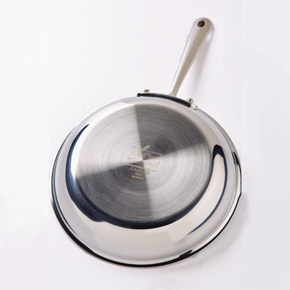 Durable non-stick frying pan with All-Clad D3 TriPly construction and lid